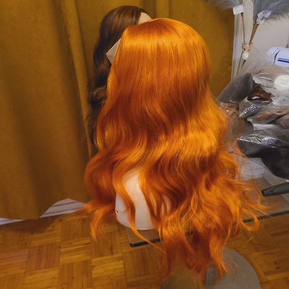 T lace frontal wig - Picture 4 of 5